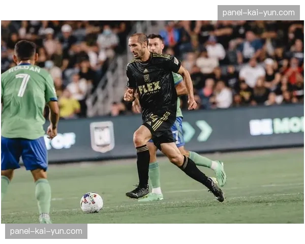 父子同场：36岁的基耶利尼与儿子在美国大联盟梯队同队训练